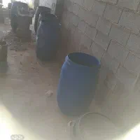 بشکه ۱۳۰لیتری و۱۶۰لیتری سالم المانی|ظروف نگهدارنده، پلاستیکی، یک‌بارمصرف|شیراز, جرسقان|دیوار