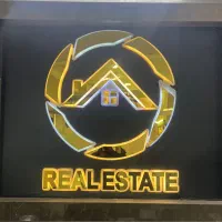 جذب مشاور املاک آقا و خانم