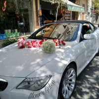 ماشین عروس و دسته گل عروس