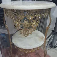 میز برنجی
