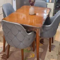 میز ناهار خوری چوبی