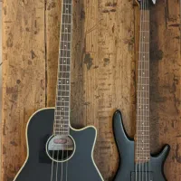 گیتار بیس آکوستیک