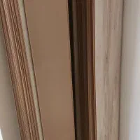 ۲۰ متر لمینت اتریشی در حد نو