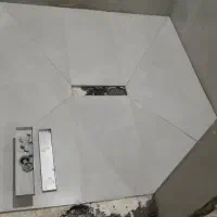 خدمات کاشی سرامیک پله واجرا در ۲ طبقه نهایت ۵ طبق