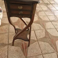 میز تلفن در حد نو