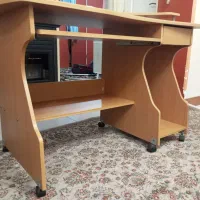 میز کامپیوتر