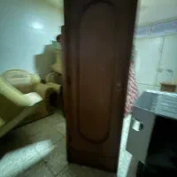 مقداری اثاثیه منزل|مبلمان خانگی و میز عسلی|پیر بکران, |دیوار