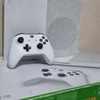 Xbox One S - 1 TB|کنسول، بازی ویدئویی و آنلاین|شیراز, عادل آباد|دیوار