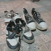 چند جفت کفش|کیف، کفش، کمربند|نیشابور, بنیاد شهید|دیوار