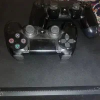 ps4 دو دسته کاملا تمیز همراه با بازی