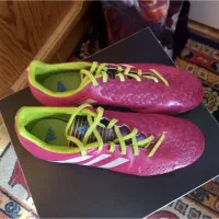 کتونی فوتبالی آدیداس