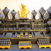 مانکن طلاو ویترین طلافروشی