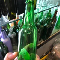 بطری شیشه ایستکی پت|ظروف نگهدارنده، پلاستیکی، یک‌بارمصرف|تهران, آسمان|دیوار