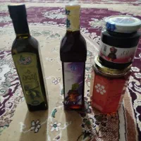 عسل طبیعی و روغن زیتون