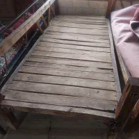 ۲عدد تخت چوبی ۱×۲