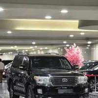 لندکروز ۲۰۱۳
