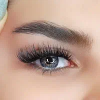 مژه و ناخن حرفه ای با ده سال سابقه مشیریه