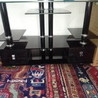 میز تلویزیون در حد نو