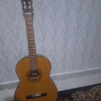 گیتار / سه تار