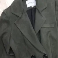 پالتو وبارانی|لباس|سلماس, |دیوار