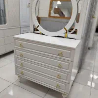 میز آرایش|آینه|نیشابور, گنبد سبز|دیوار