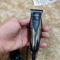 ماشین اصلاح جیمی مدل GM830 کاملا سالم نو نو|آرایشی، بهداشتی، درمانی|اصفهان, عاشق‌آباد|دیوار