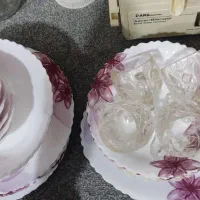 مقداری ظرف قابلمه کاری شیشه نشکن ارکوپال