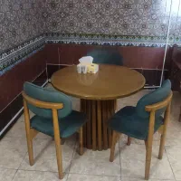 فروش دو دست میز و صندلی