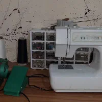 چرخ خیاطی و سردوز