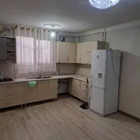 ۴۲ متر مسکونی طبقه اول خیابان مخصوص