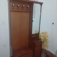 جا لباسی با آینه تمیز