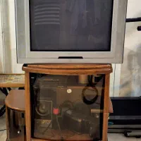 تلوزیون CRT ۲۷ اینچ Technic بهمراه میز تلویزیون