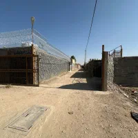 زمین باغی کبوتراباد سه تا پلاک ۸۰۰ متری