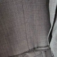 کت وشلوار|لباس|تهران, جوانمردان (اندیشه)|دیوار
