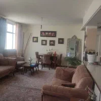 واحد ۱۳۰ متری در منطقه ویلایی نشین و خوش آب و هوا