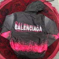 بادگیر سابلیمیش|لباس|اصفهان, باغ زرشک|دیوار