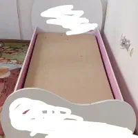 تخت یک نفره