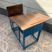 نیمکت تک صندلی