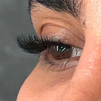 انجام تمامی مدلهای کاشت مژه|خدمات آرایشگری و زیبایی|اصفهان, شاهزید|دیوار