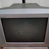 تلویزیون سامسونگ تمیز، سالم و کم کار