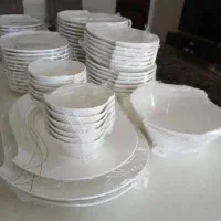 سرویس چینی غذا خوری ۱۲ نفر