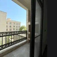 ۱۳۰ متر ( ۳ خواب  / نوساز / خوش انرژی