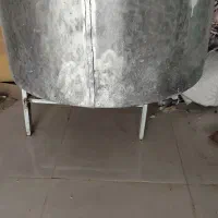 یک دستگاه حلیم ساز صفر و 3 تا دیگ بزرگ 25منی