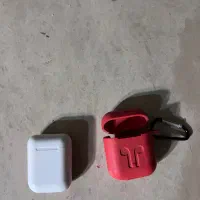 ایرپاد اپل همراه شارژر و کاور محافظ|لوازم جانبی موبایل و تبلت|شاهین‌شهر, فردوسی|دیوار