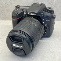 دوربین نیکون D7200 با لنز 18-140 با گارانتی عین نو