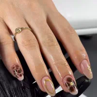 دستیار ناخنار حرفه ای