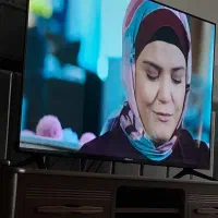ال ای دی ۵۵ هوشمند نو یکماه کار هست با گارانتی