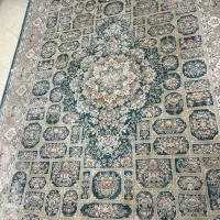 فرش ماشینی کاملا در حد نو