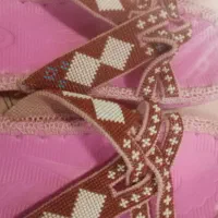دمپایی|کیف، کفش، کمربند|اصفهان, شاهد|دیوار