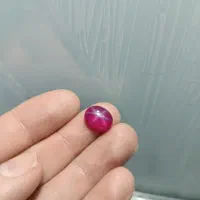 سنگ یاقوت سرخ استار
